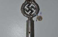 Rarissimo nonche' splendido puntale di labaro nazista con aquila in metallo cod  RM366