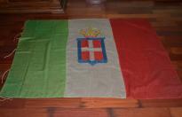 Splendida e rarissima bandiera da combattimento italiana della seconda guerra mondiale con stemma sabaudo e corona ricamata cod rexww