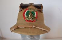 Splendido completo casco coloniale italiano del genio  guerra d'africa  cof colge