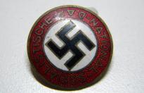 Distintivo tedesco ww2 completo dello N.S.D.A.P. n 3