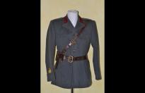 Splendida giacca mod 40 e cinturone italiana da capitano  di cavalleria del 1° rgt 
