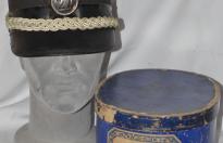 Raro berretto umbertino completo di scatola di un capitano  del 27° reggimento  di fanteria con nome cod umbcptnm