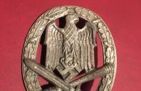 Splendido raro distintivo nazista ALLGEMEINE STURMABZEICHEN - GENERALE DISTINTIVO DA ASSALTATORE cod sturallg