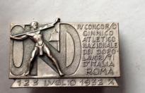 Splendido distintivo fascista dell' OND del IV concorso ginnico in Roma  1932