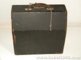Rarissima macchina da scrivere tedesca ww2 con tasto ss e sua custodia prod. GROMA n.2
