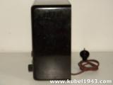 Bellissima radio tedesca in bachelite del periodo bellico DEUTSCHER KLEINEMPFANGER 1938  n.102