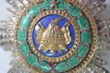 Impressionante nonche' introvabile blocco di decorazioni con attestati tutte di un capitano dei bersaglieri ciclisti della grande guerra tra cui due medaglie di bronzo e due d'argento della zecca 