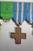 Impressionante nonche' introvabile blocco di decorazioni con attestati tutte di un capitano dei bersaglieri ciclisti della grande guerra tra cui due medaglie di bronzo e due d'argento della zecca 