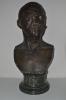 Splendido grande busto in bronzo su base di marmo del Re Vittorio Emanuele III periodo seconda guerra mondiale cod brvIII