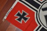 Spettacolare bandiera tedesca  KRIEGSFLAGGE seconda guerra mondiale da combattimento misura m  1,00 x 1,70 produttore Ausburger Kattunfabrik di Ausburg cod ausb