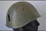 Raro elmetto italiano mod 33 primo tipo con foro di proiettile cod 33spa