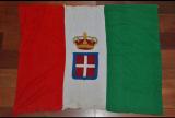 Rara ormai quasi introvabile bandiera militare italiana da guerra con corona misura cm 95  x  cm 75 m della seconda guerra mondiale cod warflagge