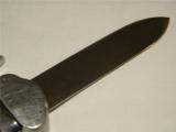 Rarissimo coltello a gravita' tedesco da paracadutista FALLSCHIRMJ�GER  n.885