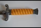 Spettacolare rara daga tedesca WW2 da ufficiale della WEHRMACHT manico giallo completa di agganci e portpee produttore TIGER cod tig2